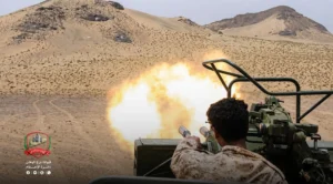 وحدات متخصصة من اللواء السادس – الفرقة الأولى بقوات درع الوطن تنفذ تدريباً ميدانياً على الرماية بالذخيرة الحية 1 IMG COM ٢٠٢٦٠٧١٨٠٠٤٢٣٨٤٥١1